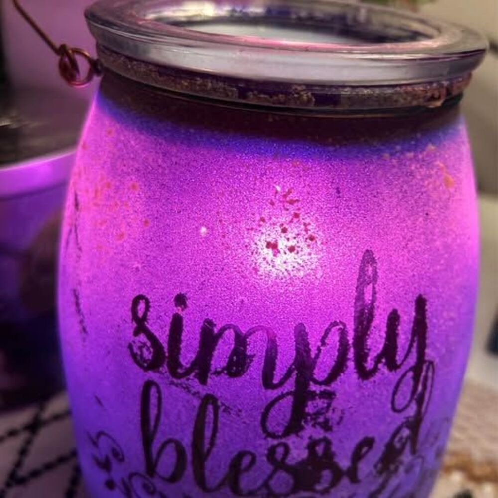 Scentsy Simply Blessed Wax Warmer Purple Glow Ambient Lighting So Pretty GUC